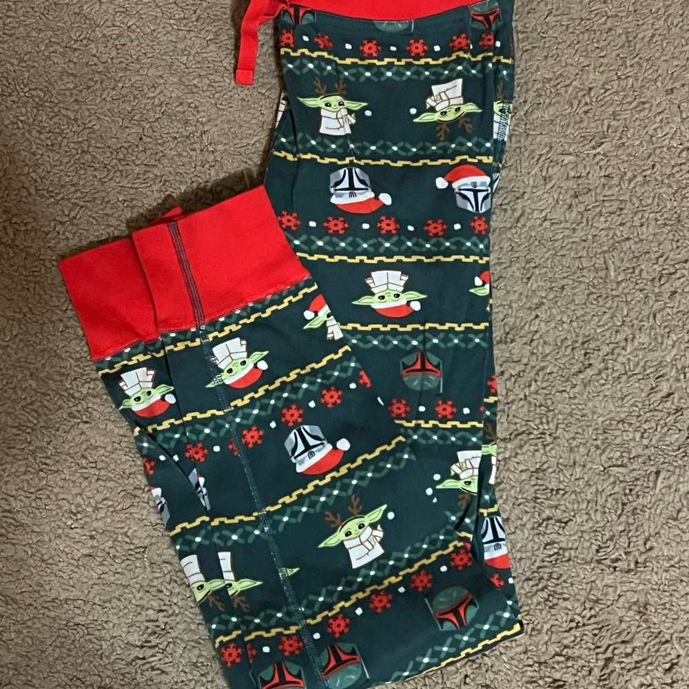 Hanna Andersson Festive Green and Red Pajama Bottoms